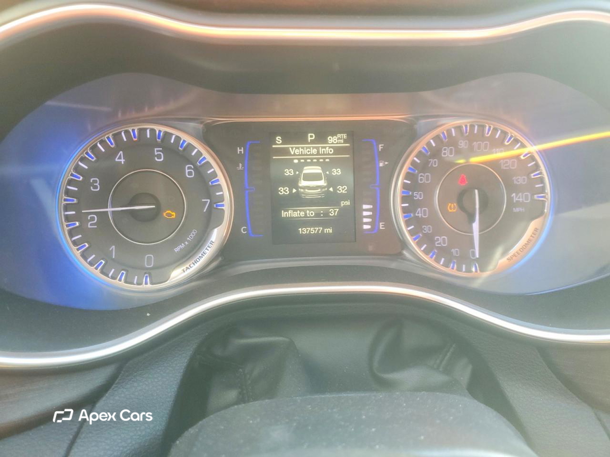 Chrysler 200 2016