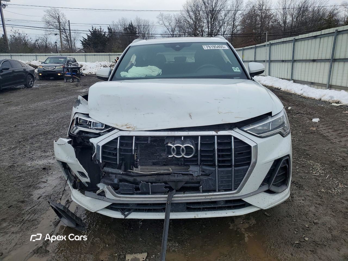 Audi Q3 2021