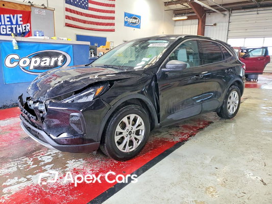 Ford Escape 2023 - Image 1 of 14
