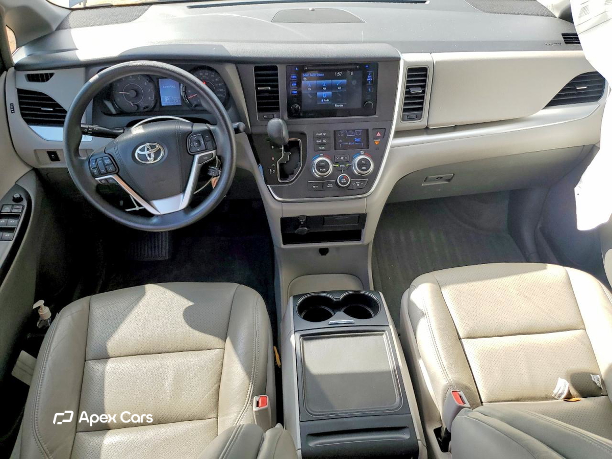 Toyota Sienna 2017