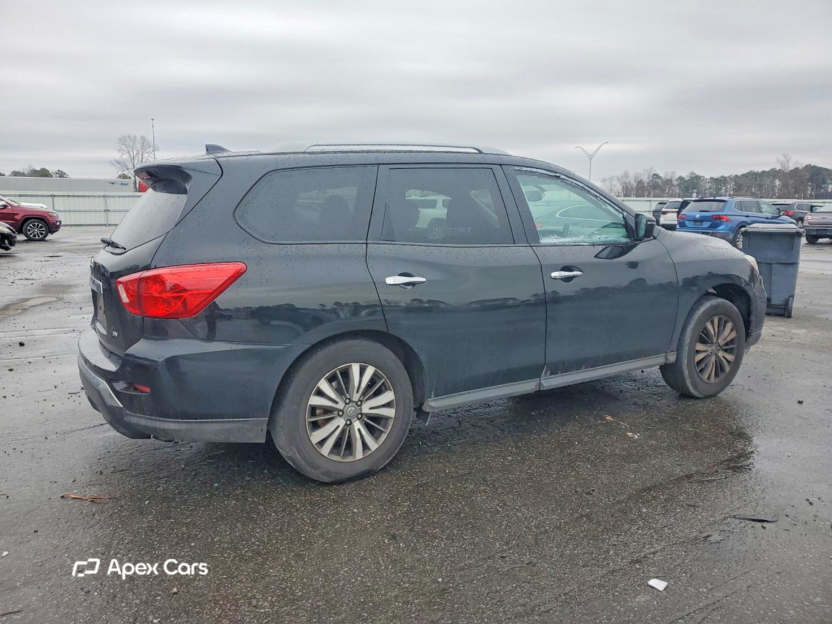 Nissan Pathfinder 2020