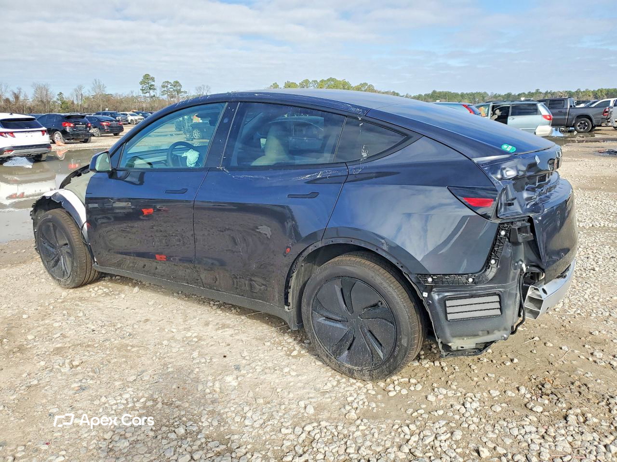Tesla Model Y 2026