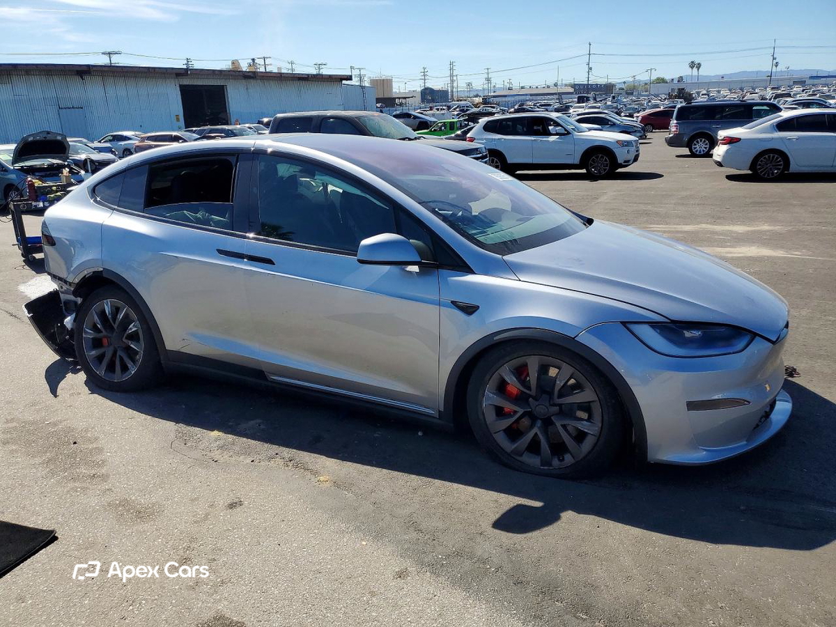Tesla Model X 2025