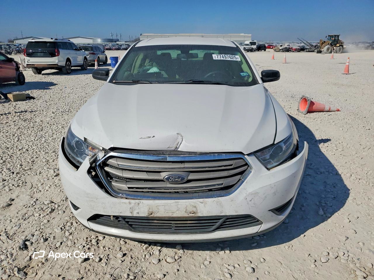 Ford Taurus 2017