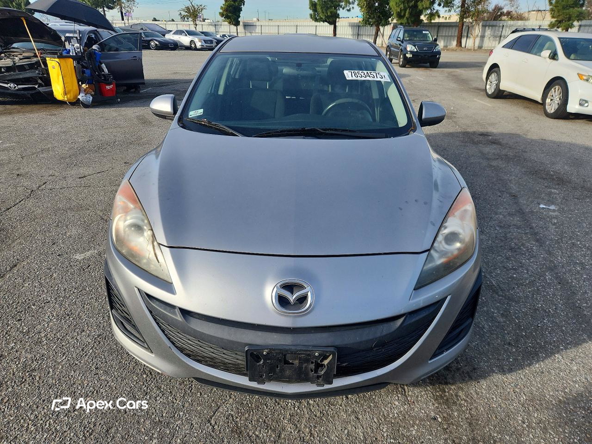 Mazda 3 2011