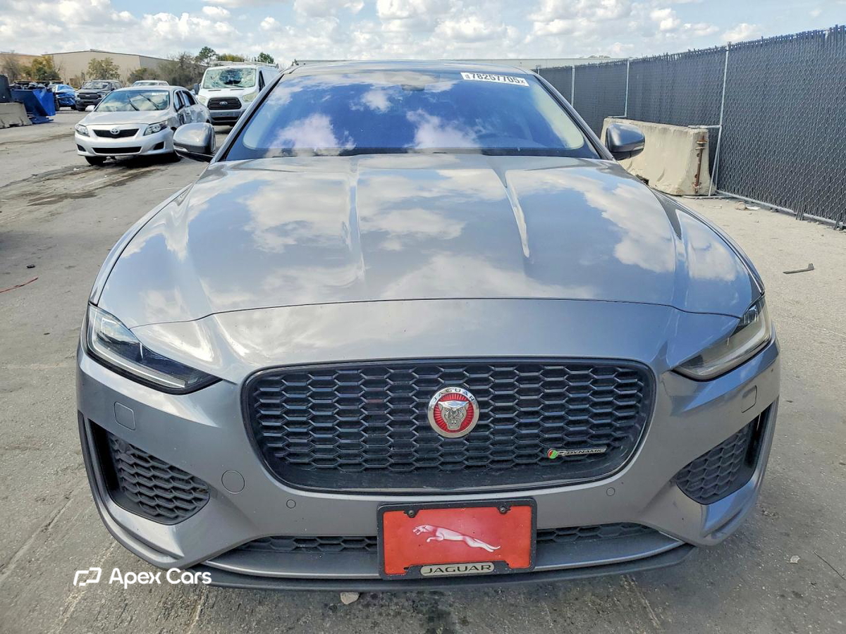 Jaguar XE 2020