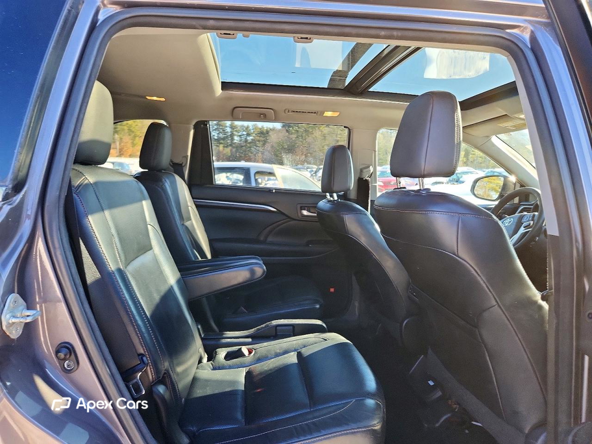 Toyota Highlander 2015