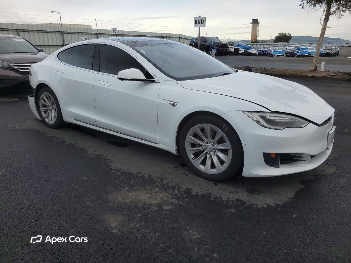 Tesla Model S 2016