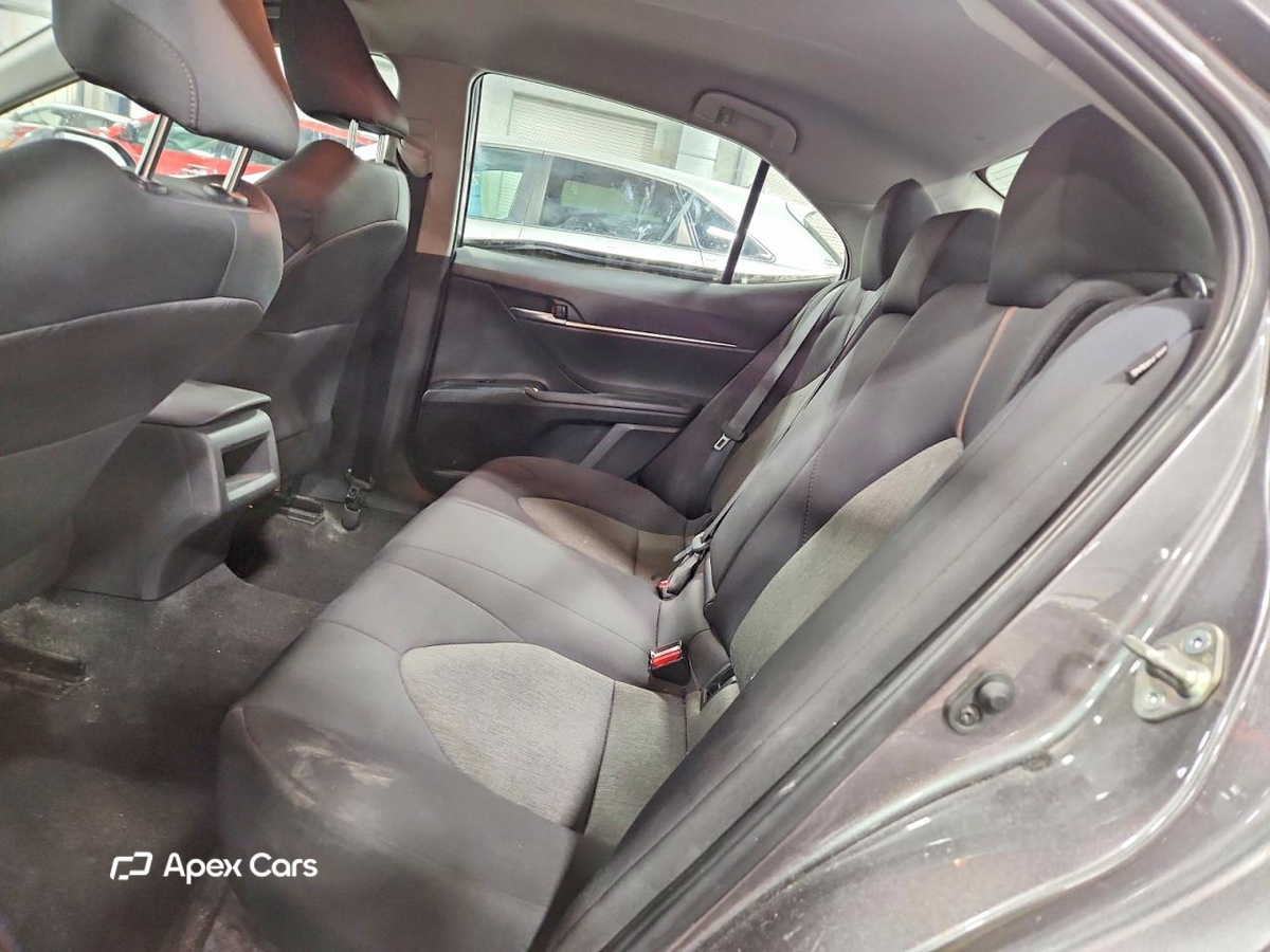 Toyota Camry 2019