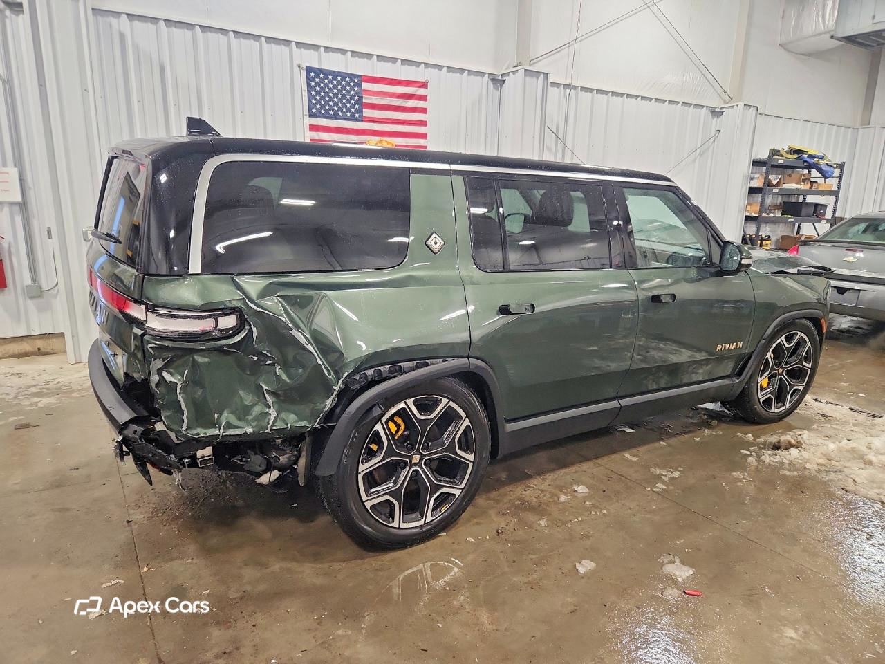 Rivian R1S 2023
