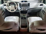 Toyota Sienna 2012