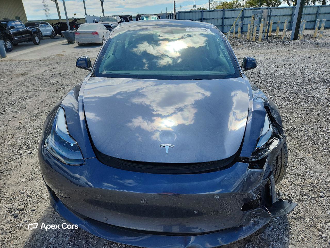 Tesla Model 3 2022