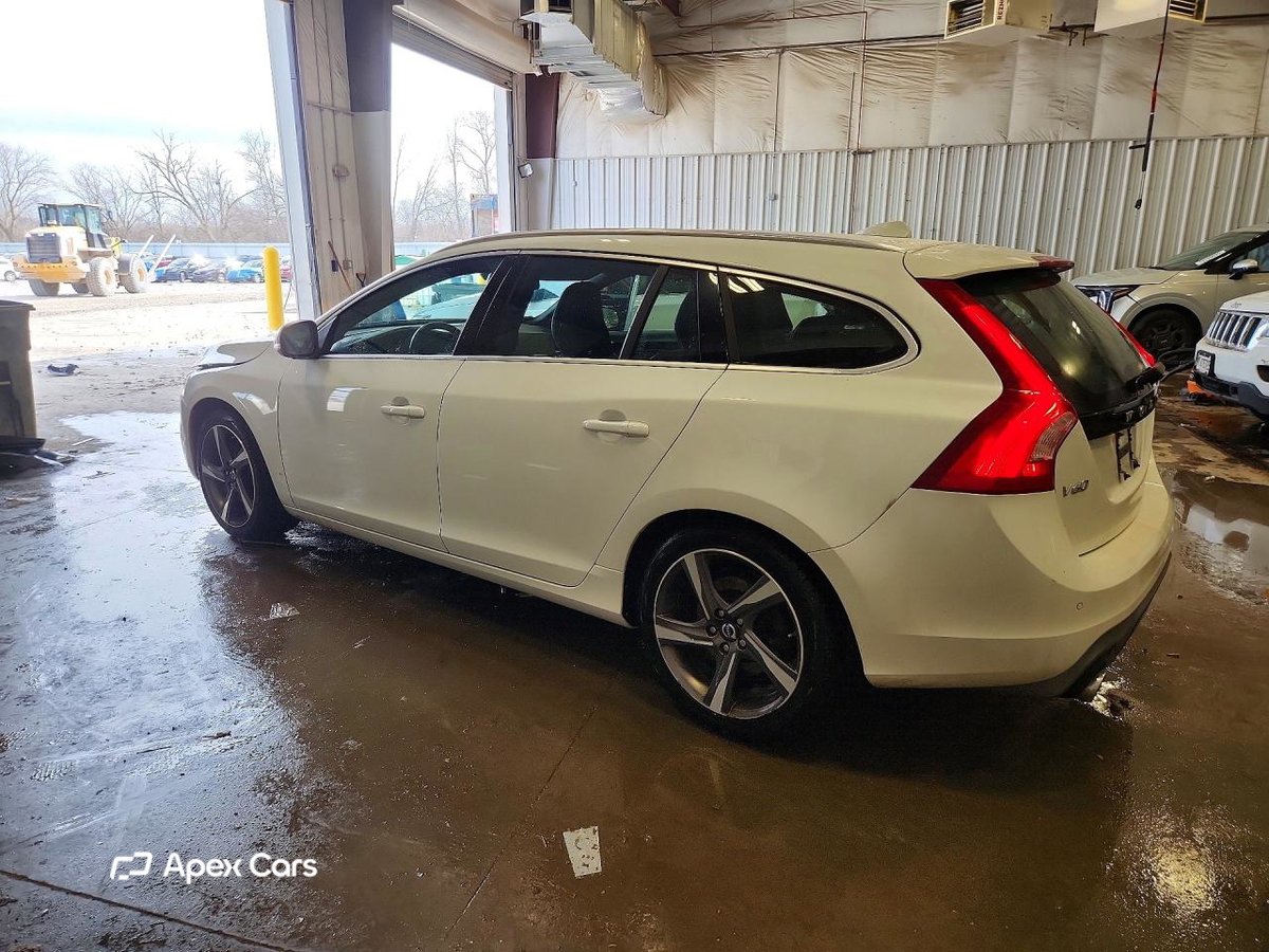Volvo V60 2015