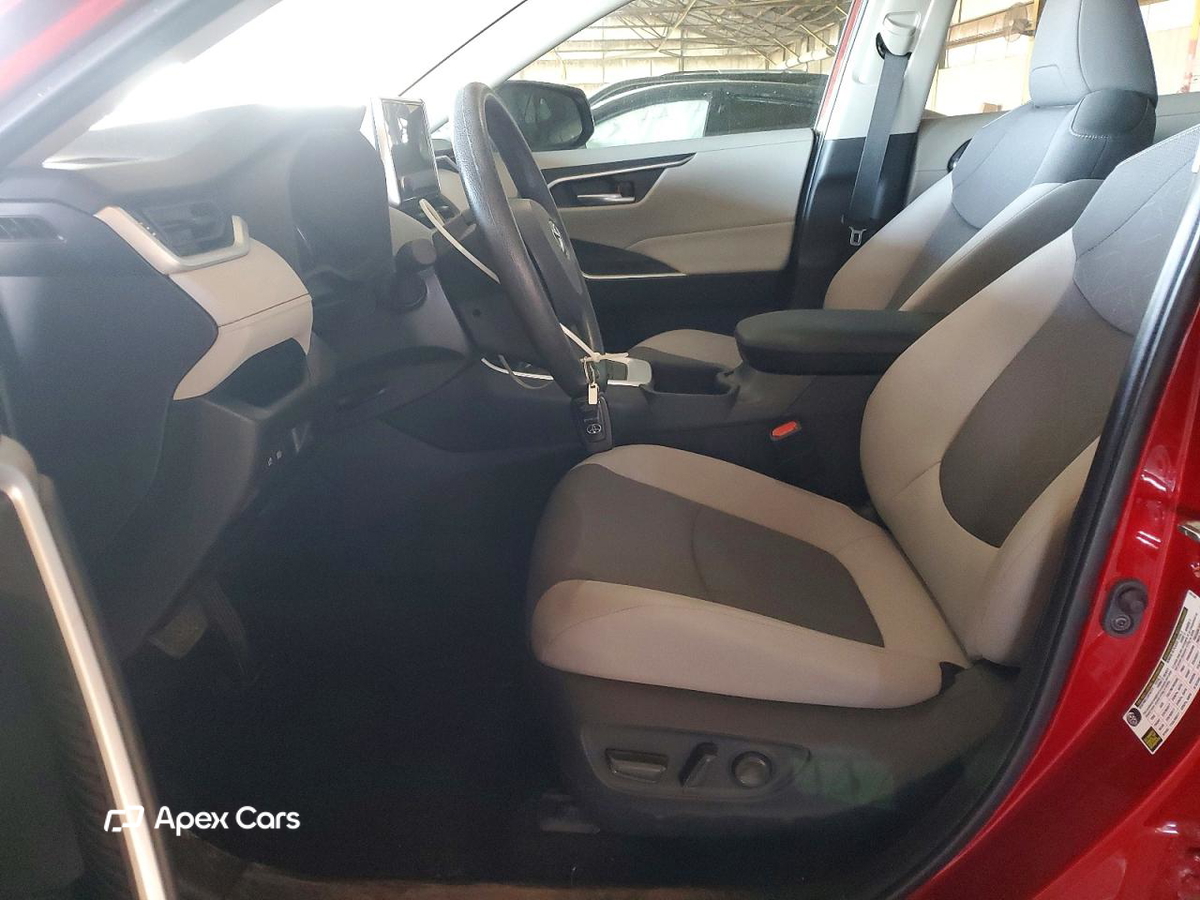 Toyota RAV 4 2025