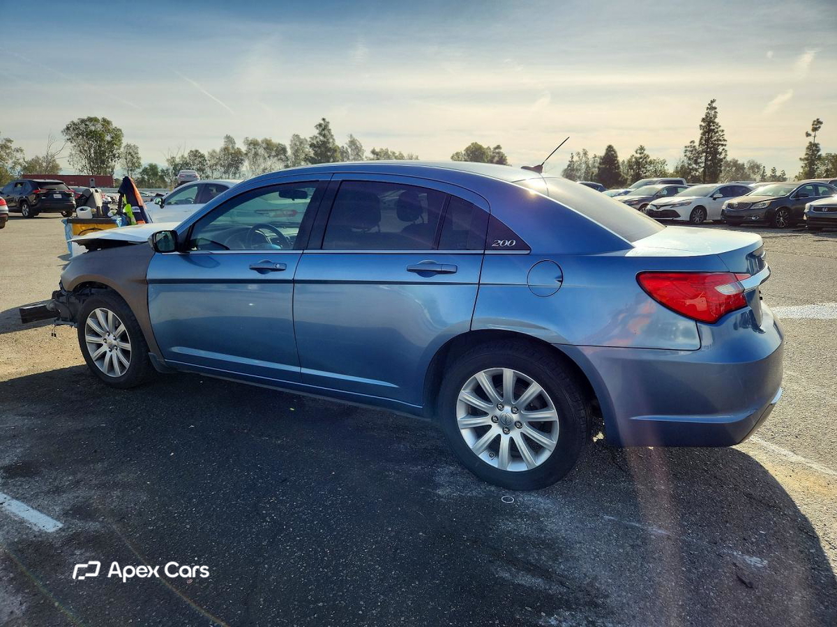 Chrysler 200 2011