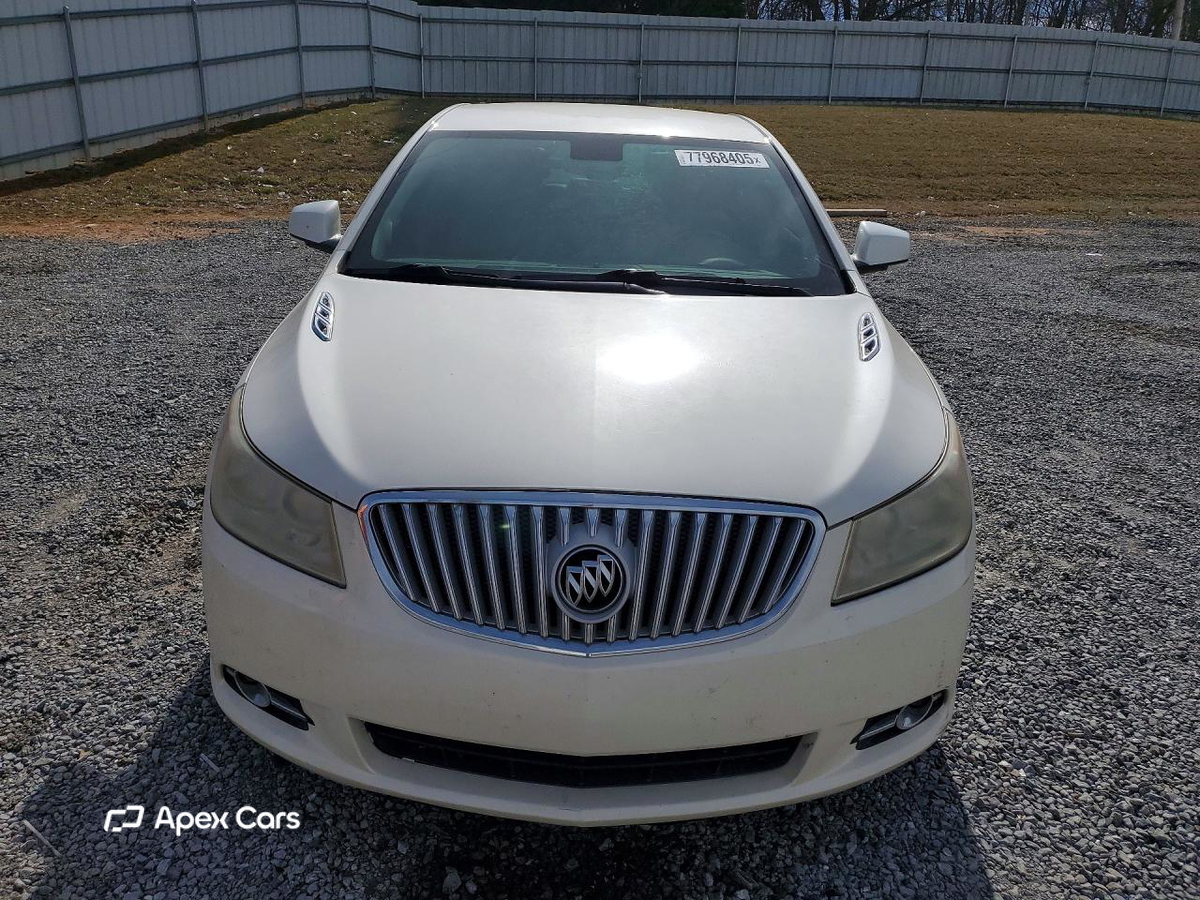 Buick LaCrosse 2011