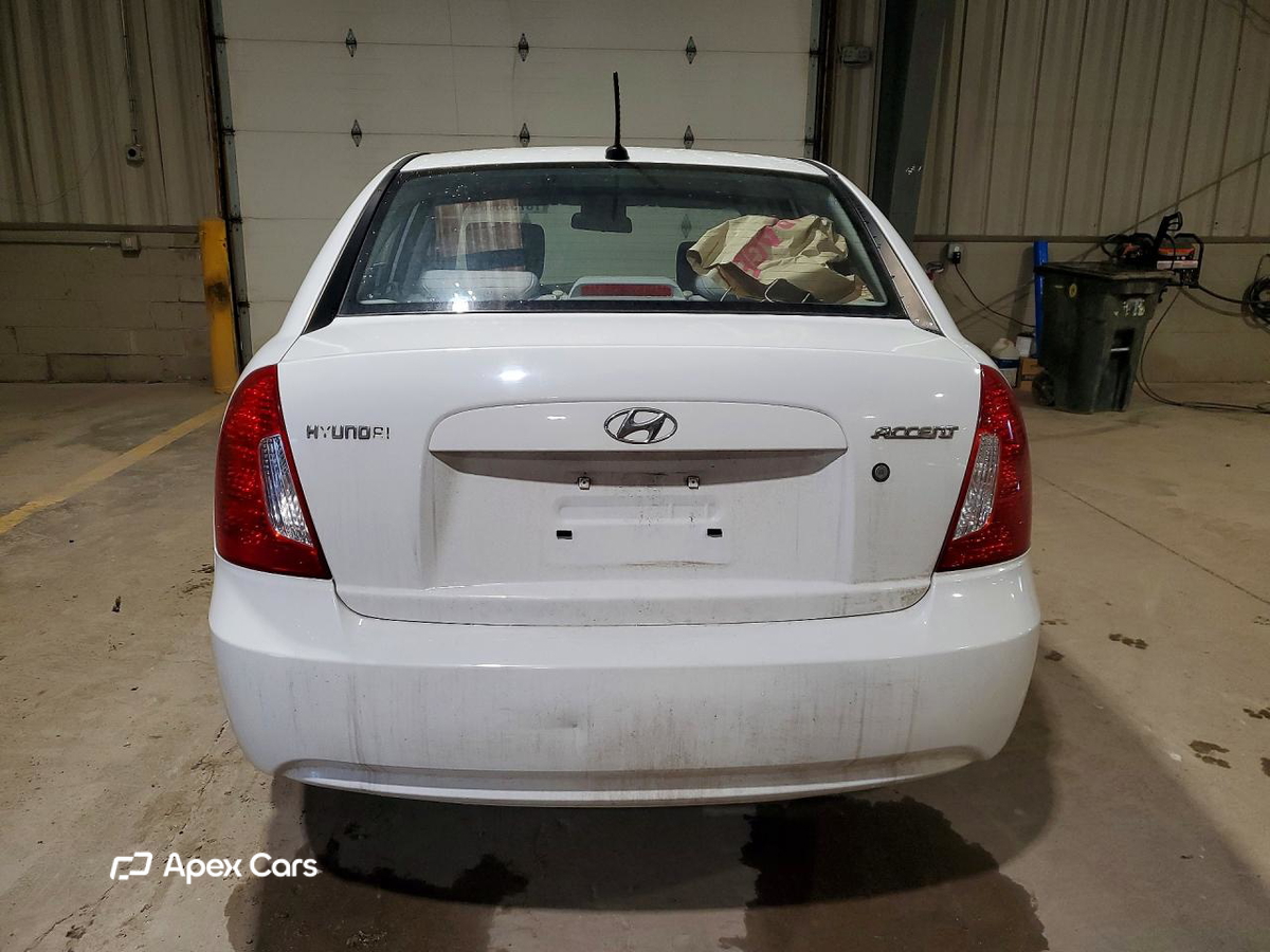 Hyundai Accent 2011