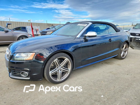 Audi RS5 2011 - Image 1 of 12