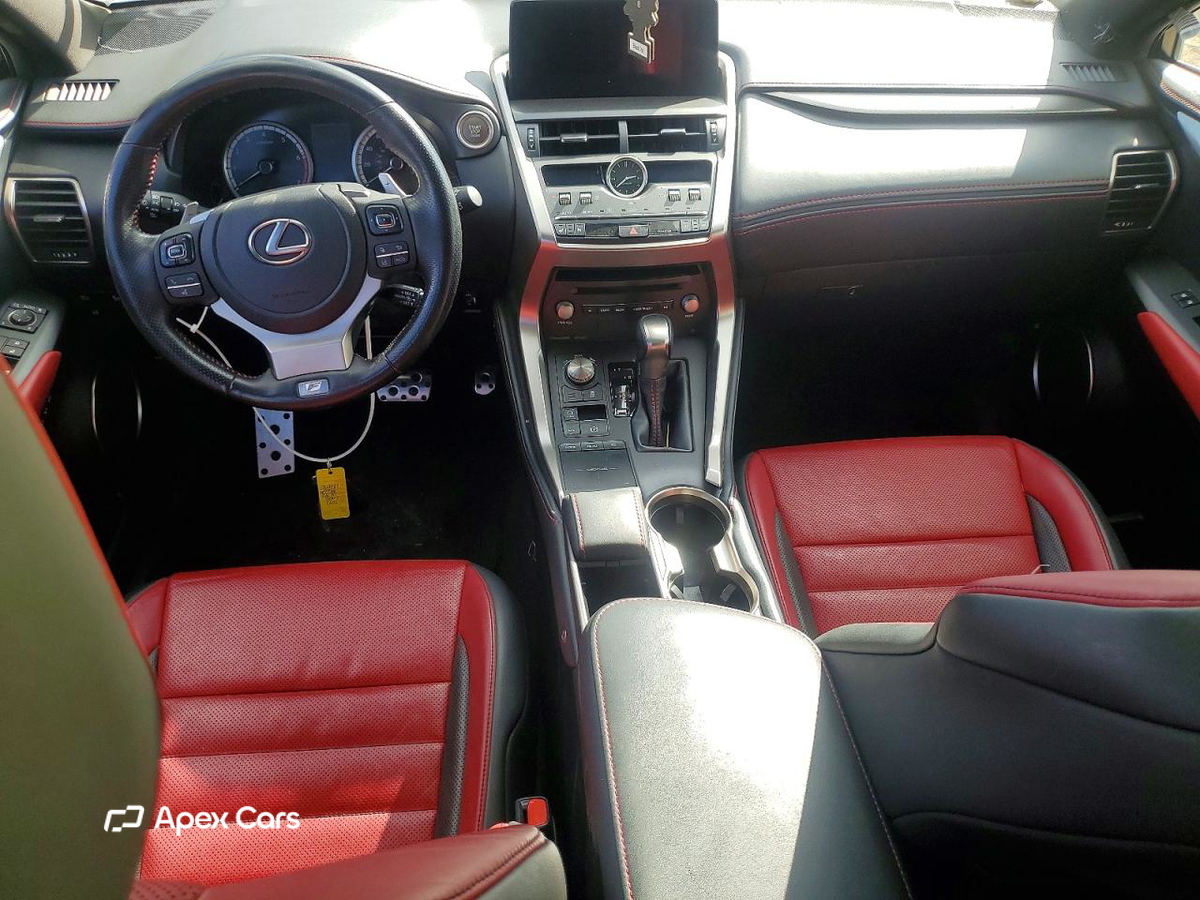 Lexus NX 2021