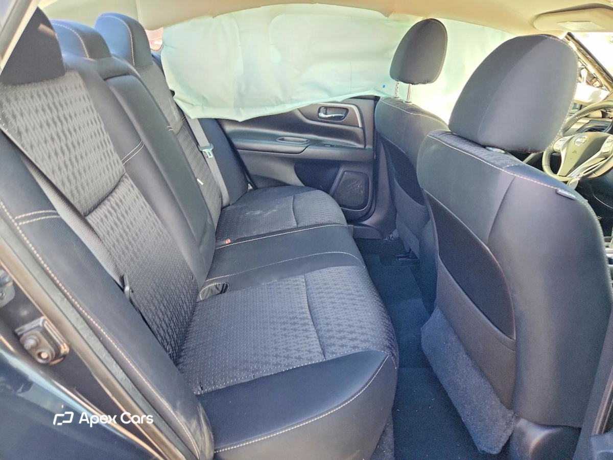 Nissan Altima 2017
