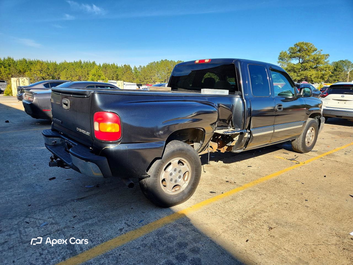 Chevrolet Silverado 2003