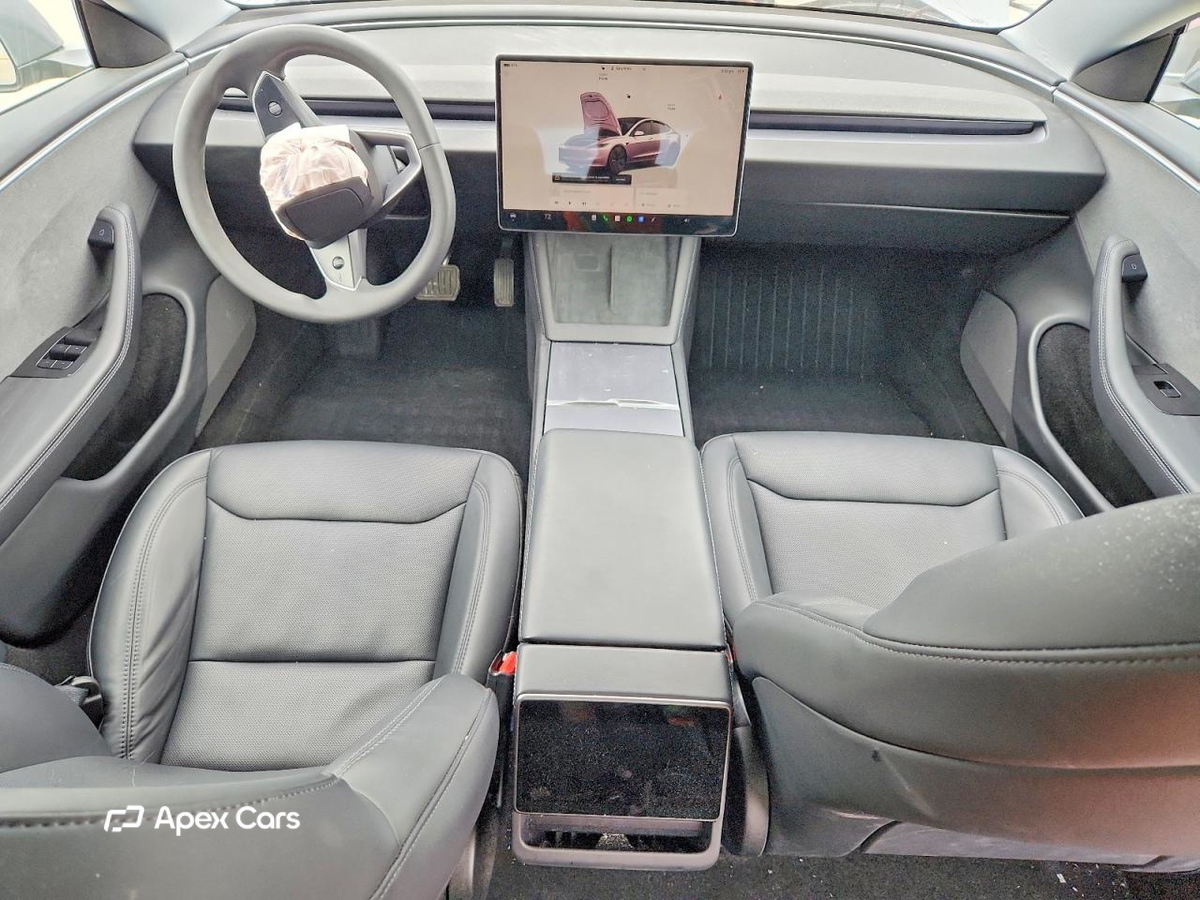 Tesla Model 3 2025