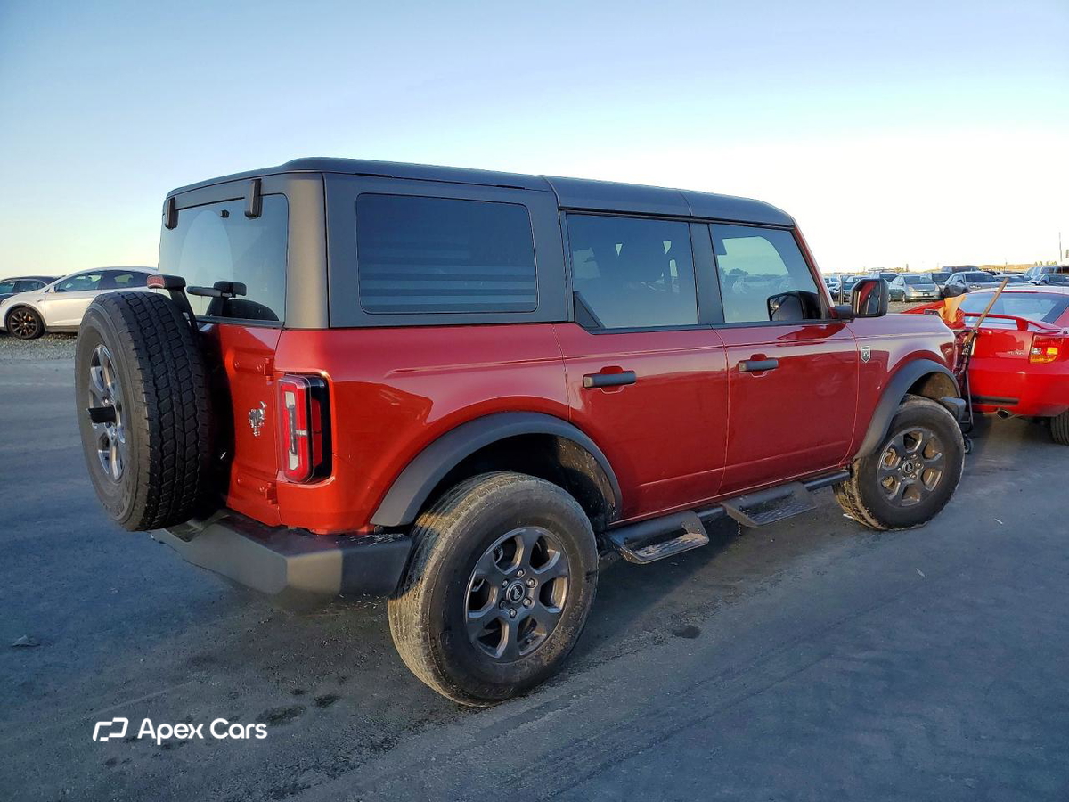 Ford Bronco 2024