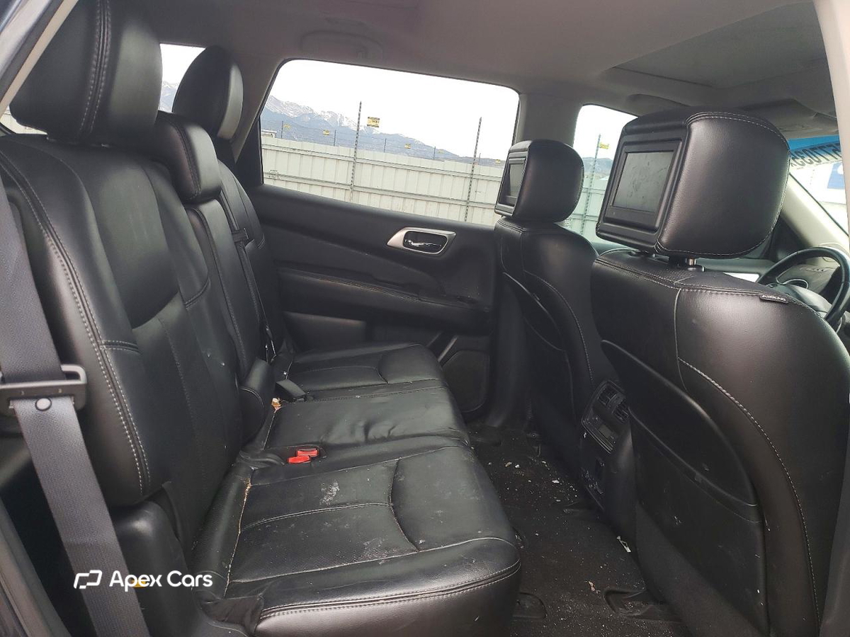 Nissan Pathfinder 2014