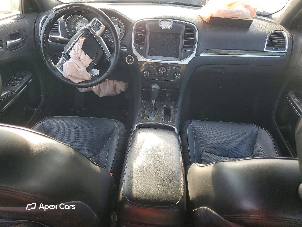 Chrysler 300 2011