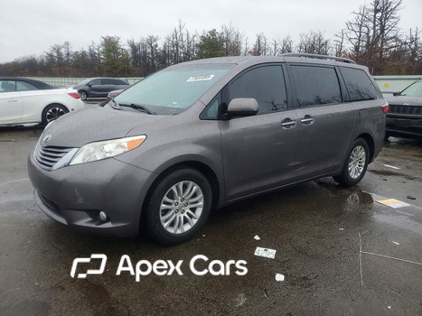 Toyota Sienna 2015 - Image 1 of 13