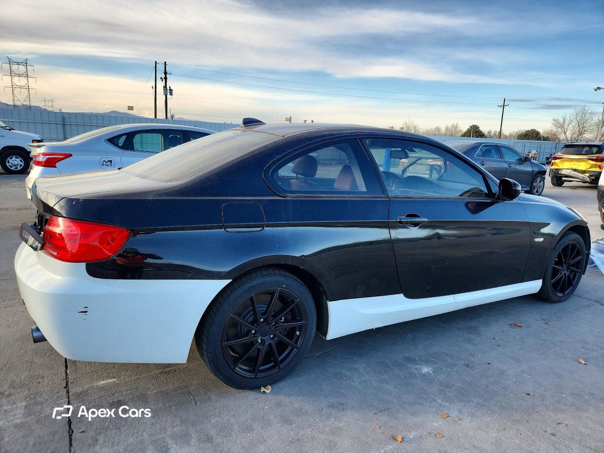 BMW Series 3 2011
