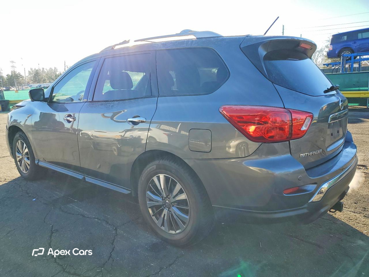 Nissan Pathfinder 2018