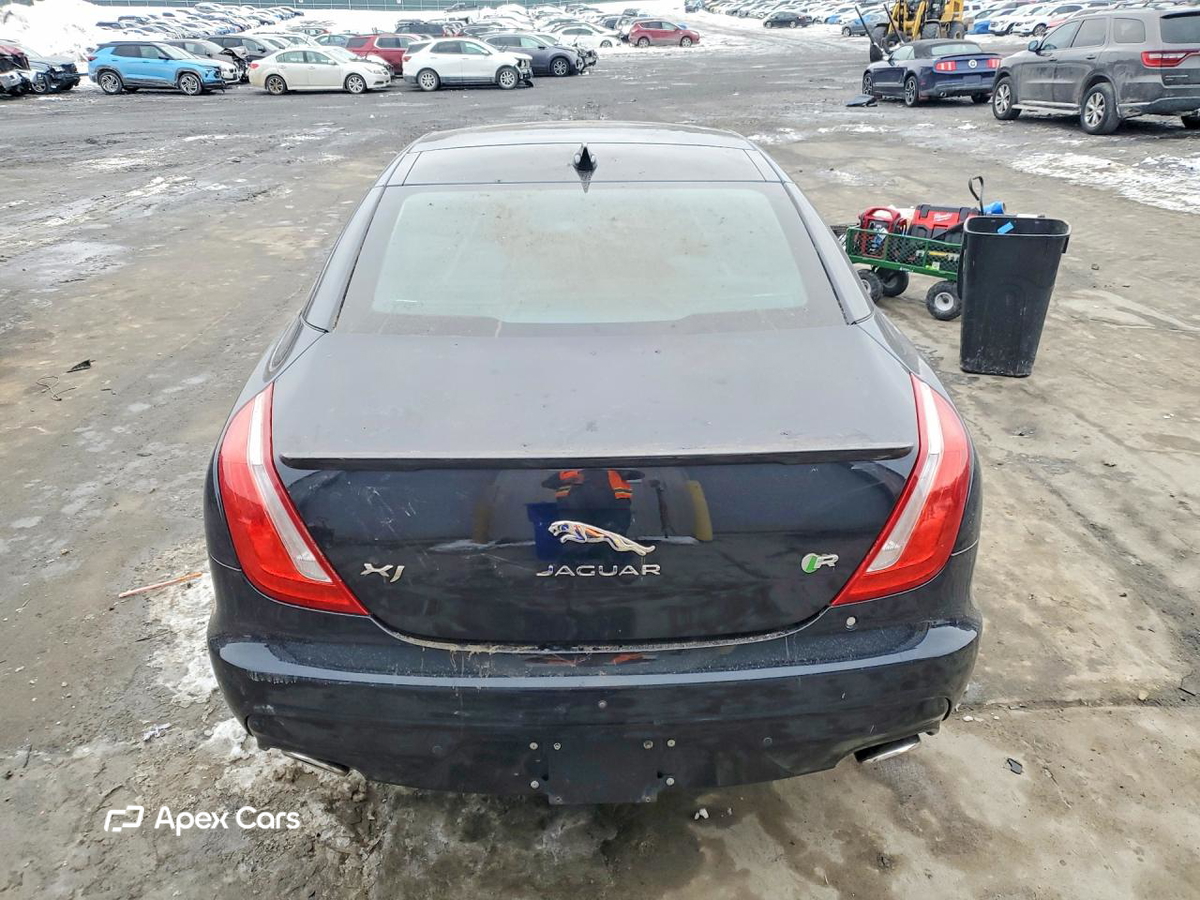 Jaguar XJ 2016