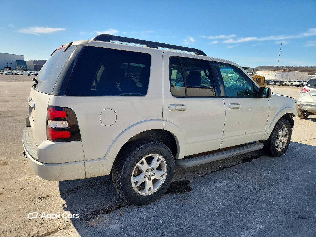 Ford Explorer 2010