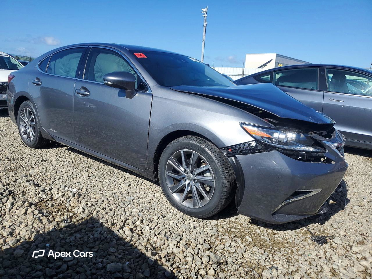 Lexus ES 2016
