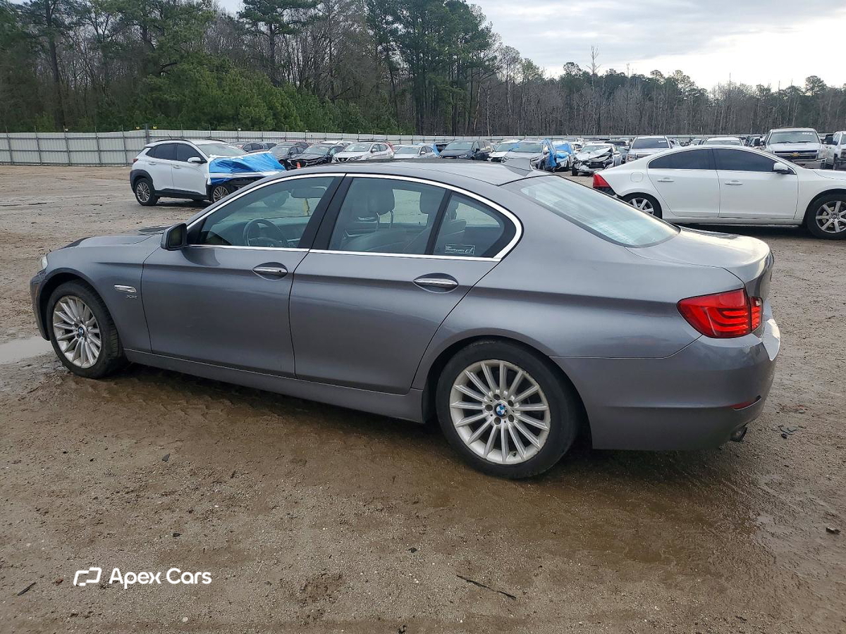 BMW Series 5 2011