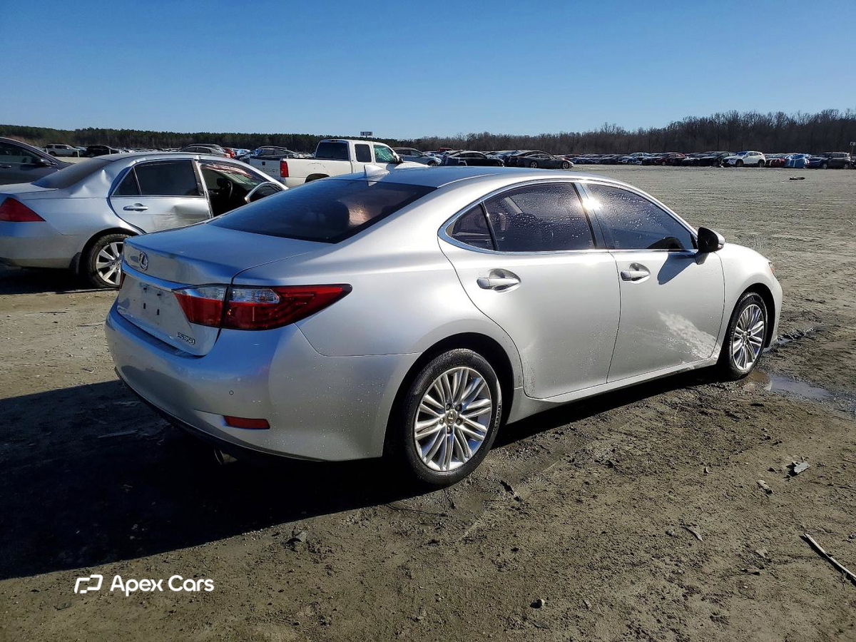 Lexus ES 2015