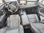 Lexus ES 2020