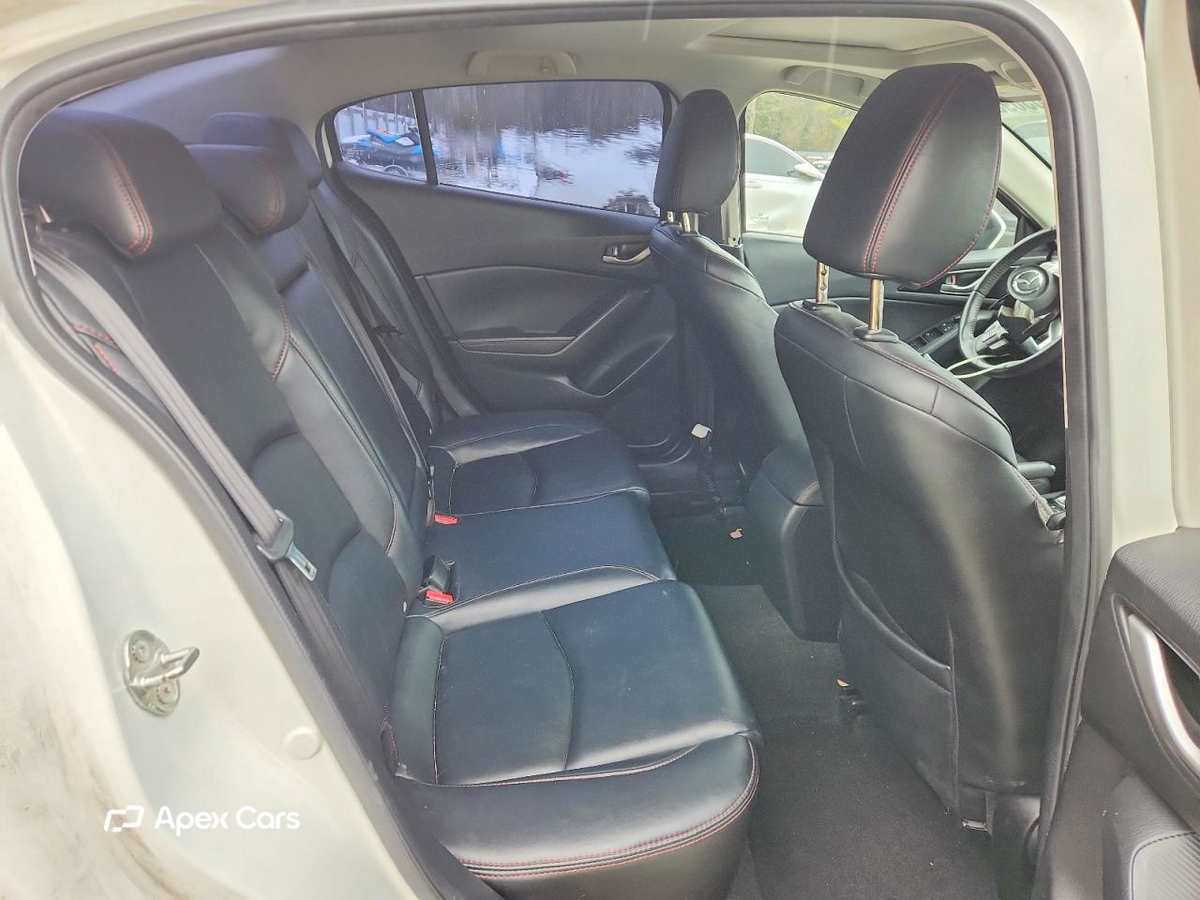 Mazda 3 2016