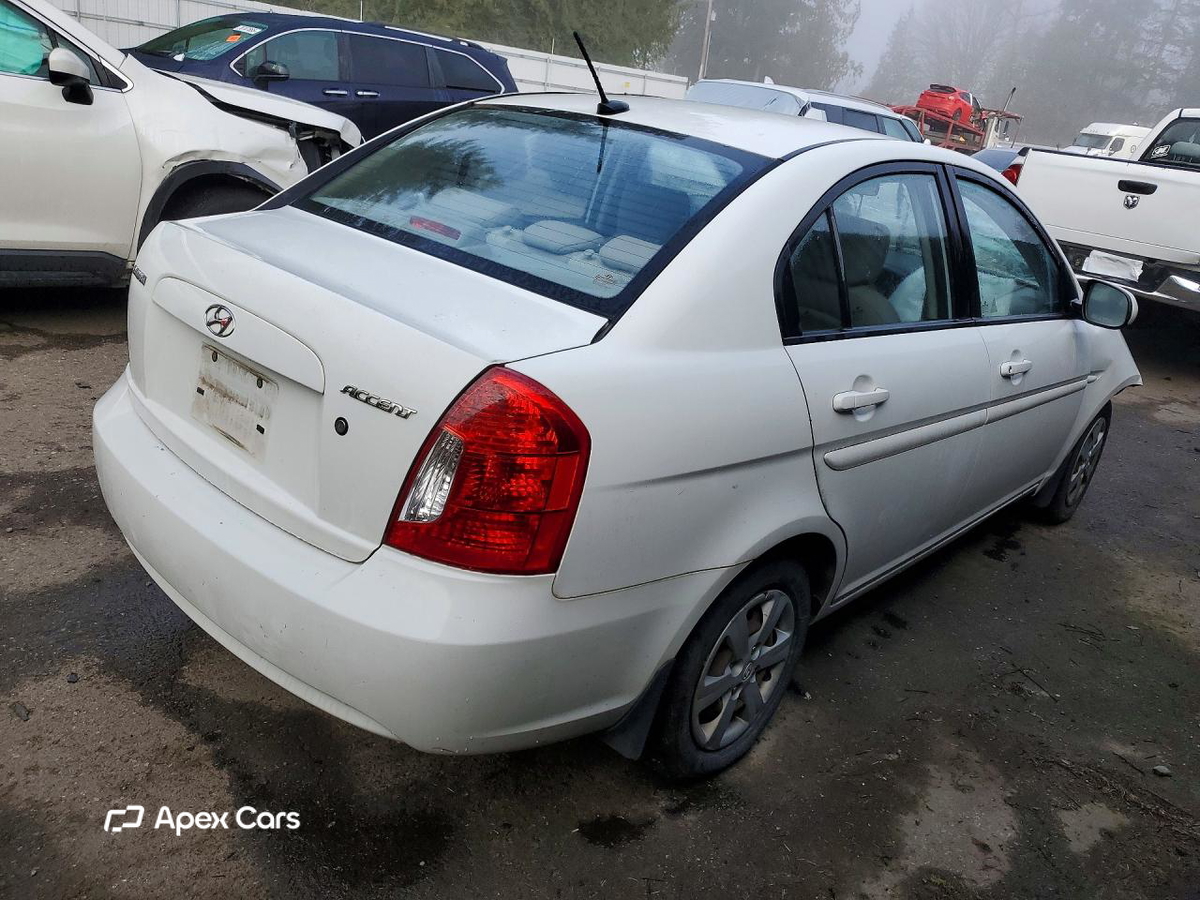 Hyundai Accent 2011