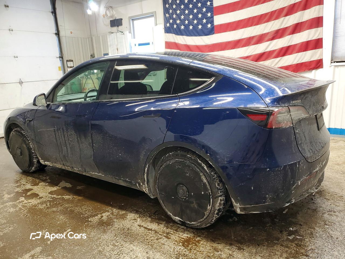 Tesla Model Y 2023