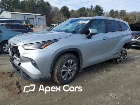 Toyota Highlander 2021 - Image 1 of 14