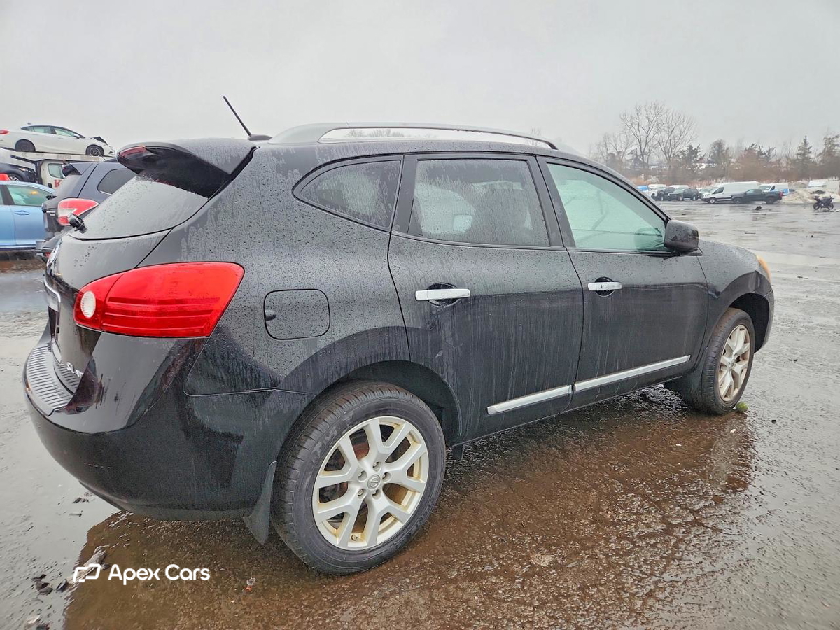 Nissan Rogue 2011
