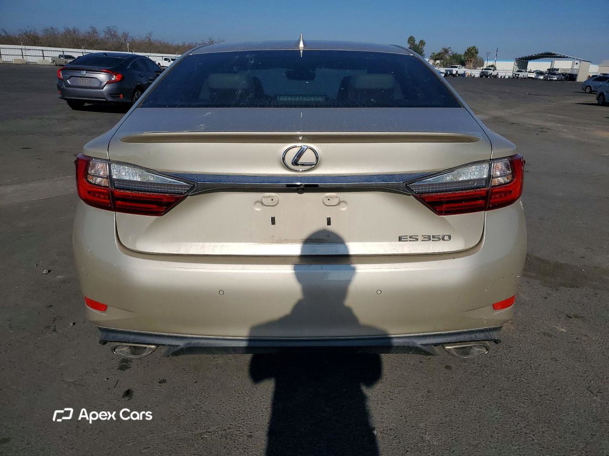 Lexus ES 2017
