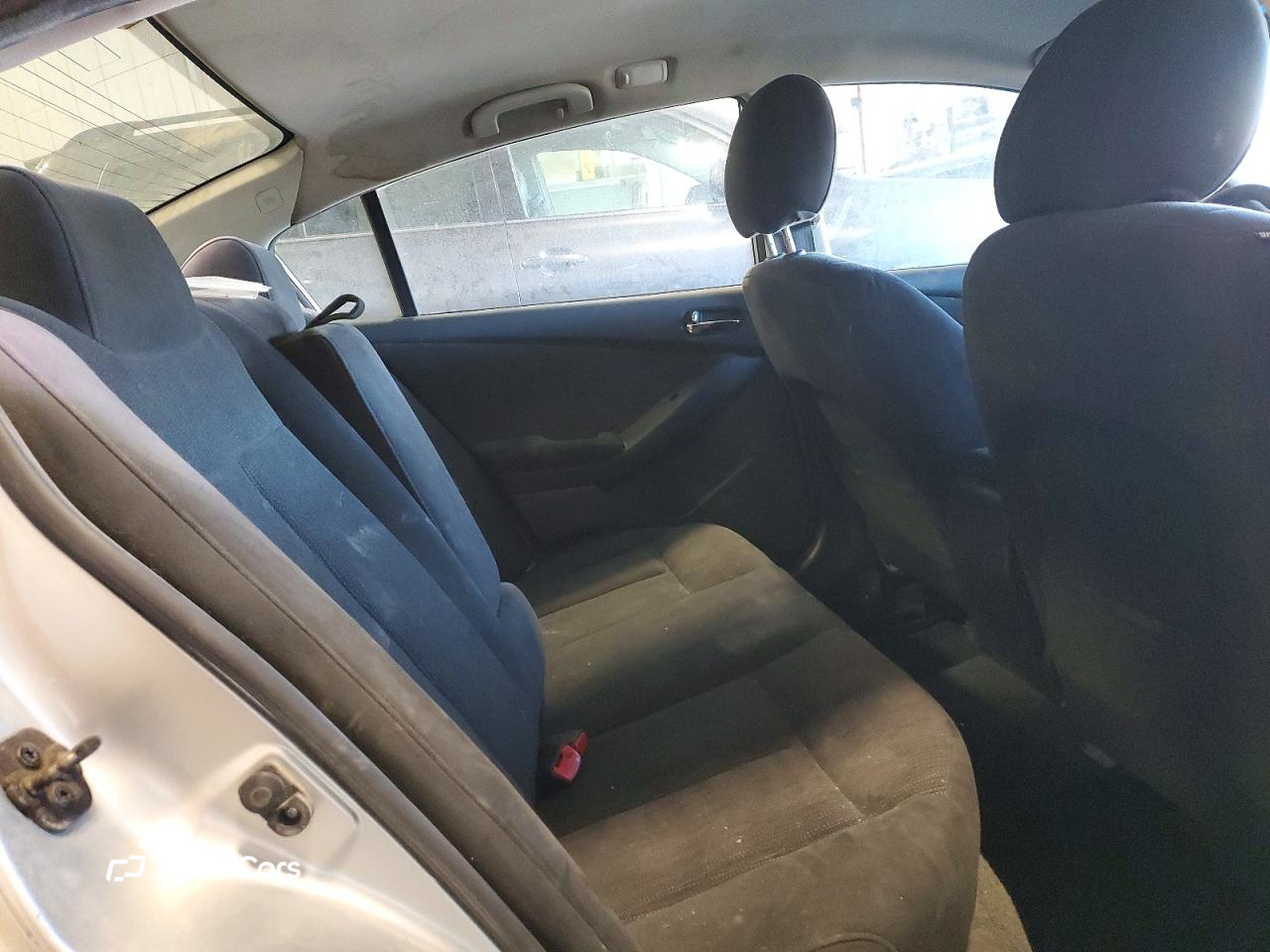 Nissan Altima 2010