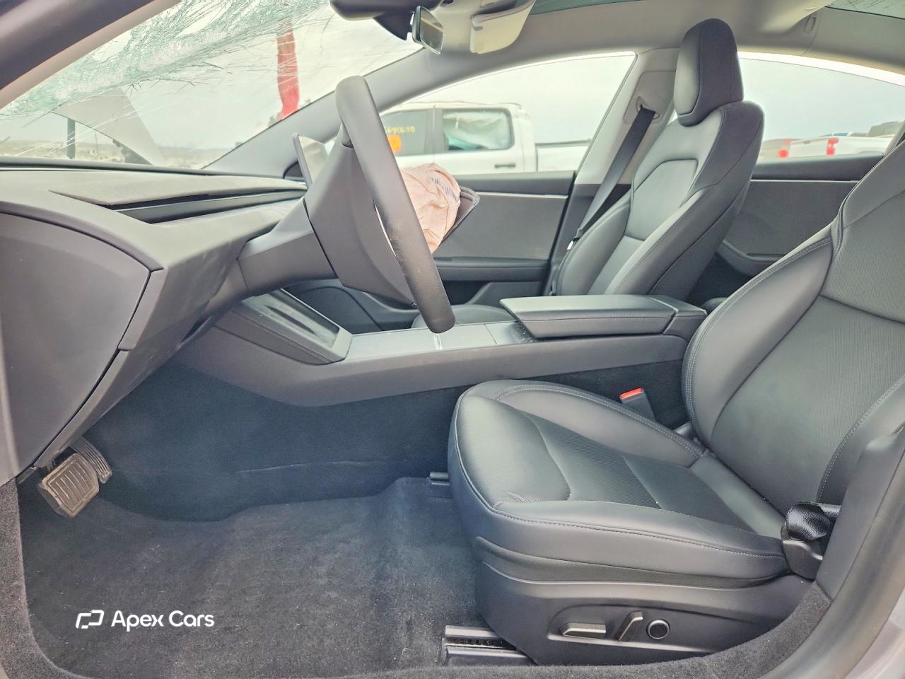 Tesla Model 3 2025
