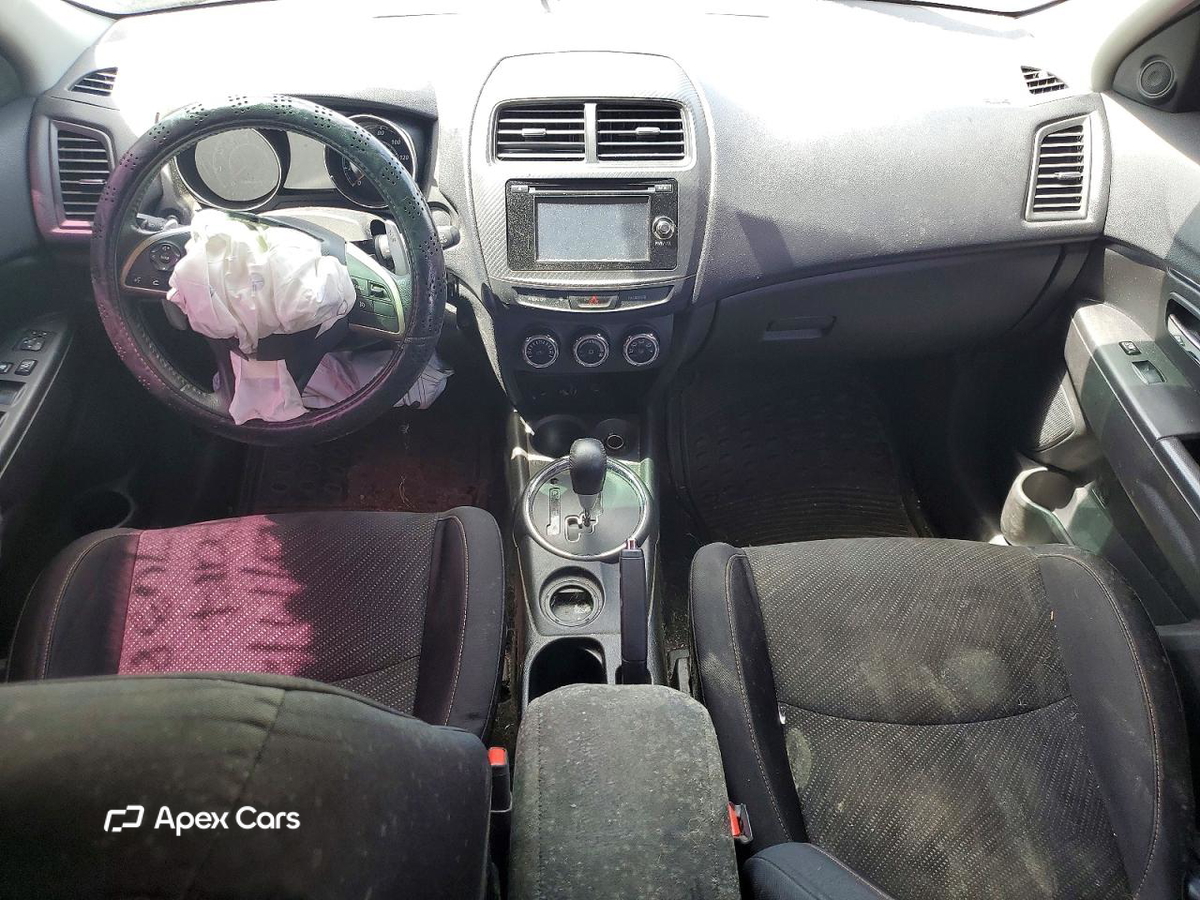 Mitsubishi Outlander 2015