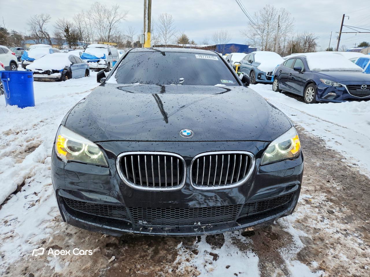 BMW Series 7 2013