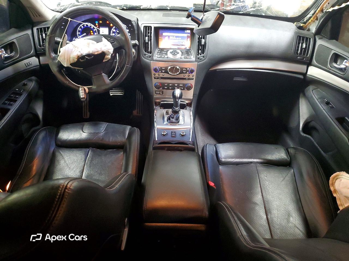 Infiniti G 2010