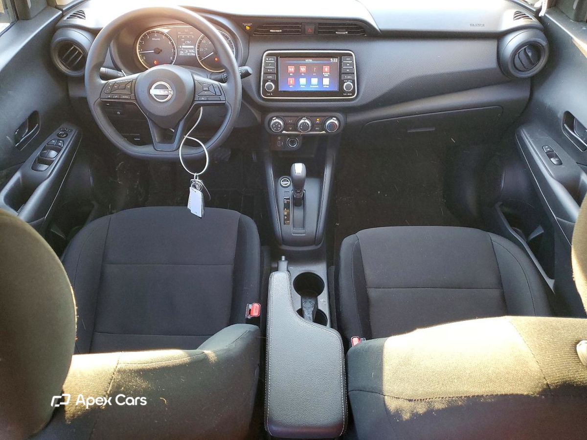 Nissan Kicks 2025